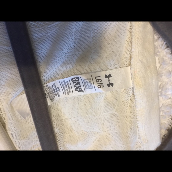 Under Armour Tee shirt - Picture 5 of 5